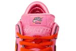 The Powerpuff Girls x Nike Dunk Low Pro SB QS ‚Blossom‘ FD2631-600