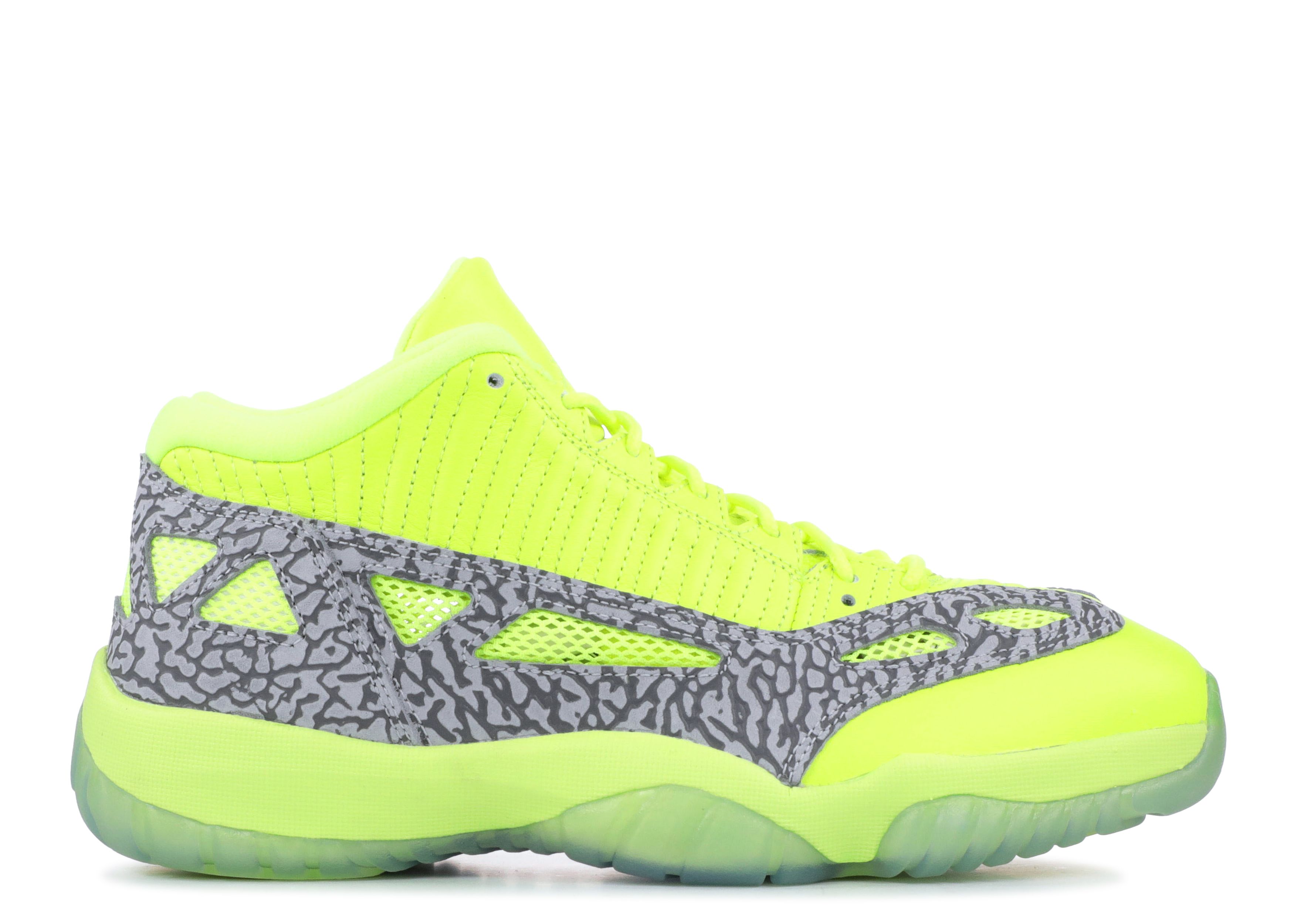 Air Jordan 11 Retro Low IE ‘Volt’